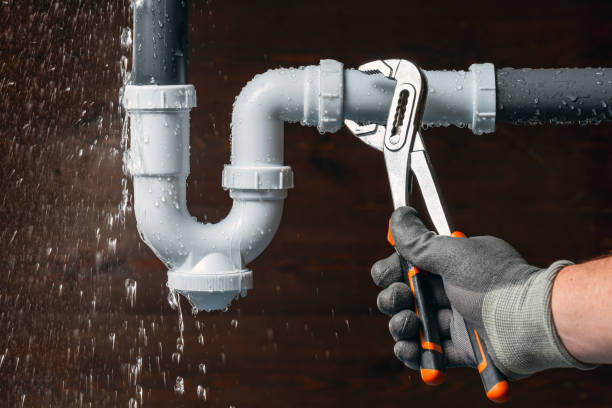 Professional Leak Detection technician working in Washington Mills, NY